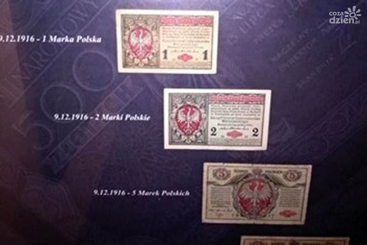 Wierzbica. Wystawa Banknoty polskie w XX wieku