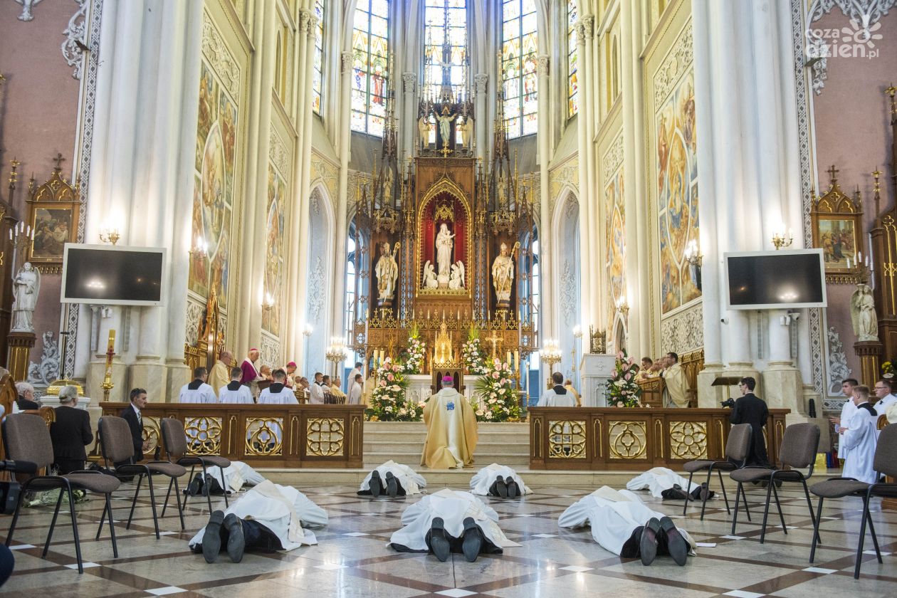 Święcenia kapłańskie w Katedrze pw. Opieki Najświętszej Maryi Panny