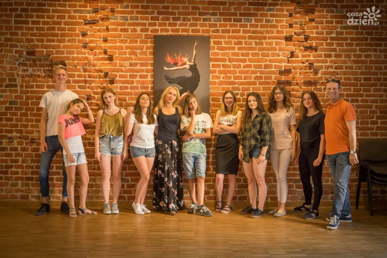 Finaliści Co Za Talent odwiedzili w Centrum Tańca Moniki i Romana Pawelec 