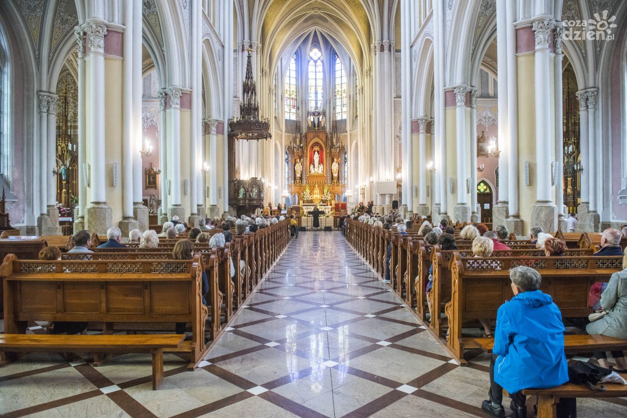 Koncert w katedrze radomskiej Pamięć i Chwała Bohaterom