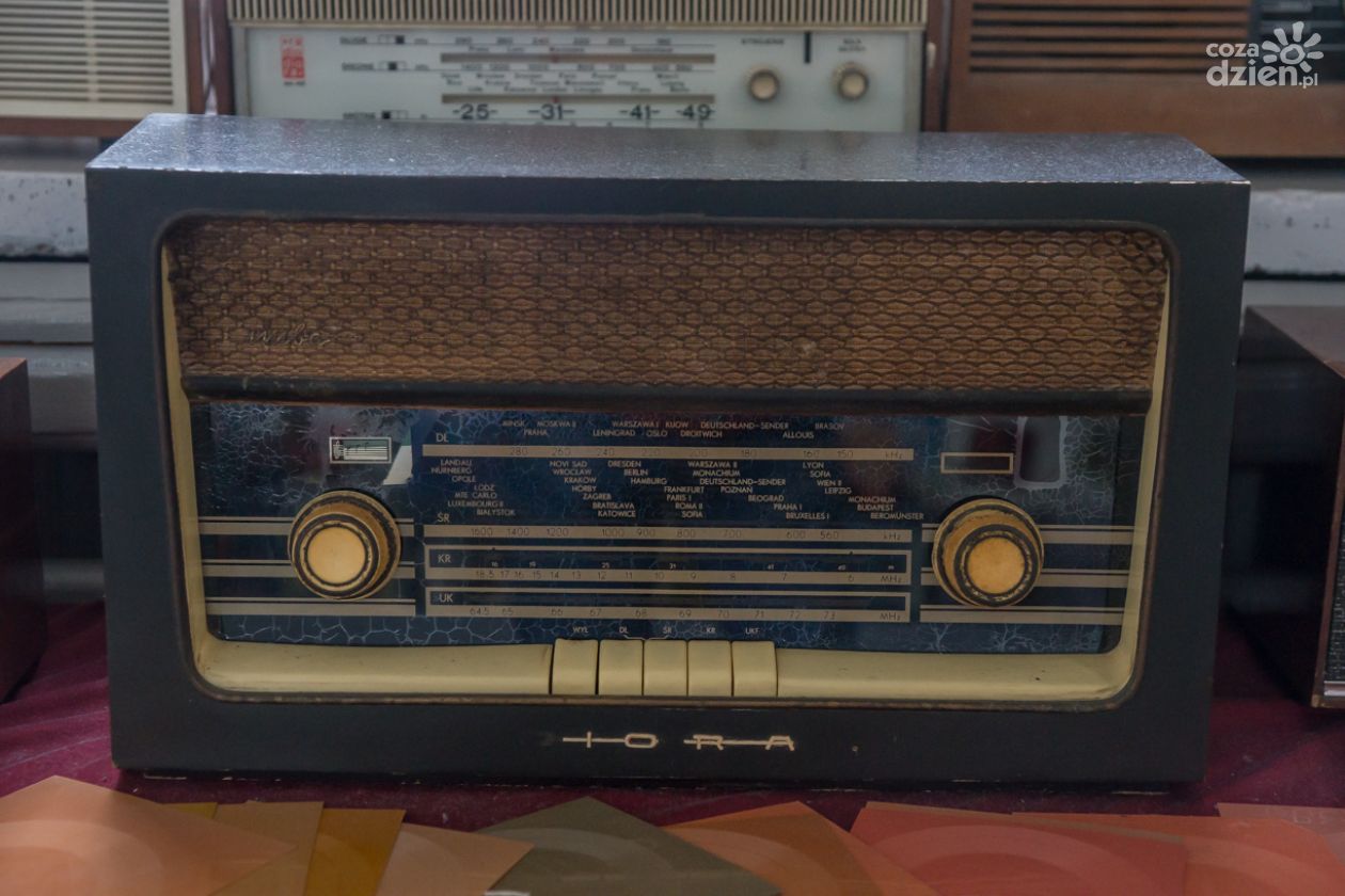 Urok starych radioodbiorników i gramofonów