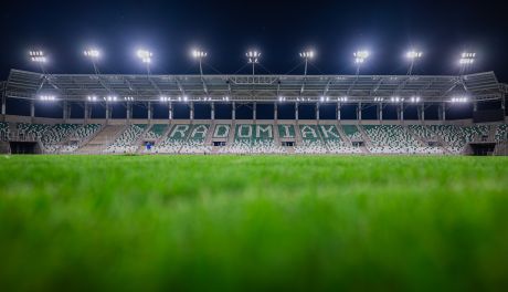 Stadion Radomiaka - próba oświetlenia (zdjęcia)