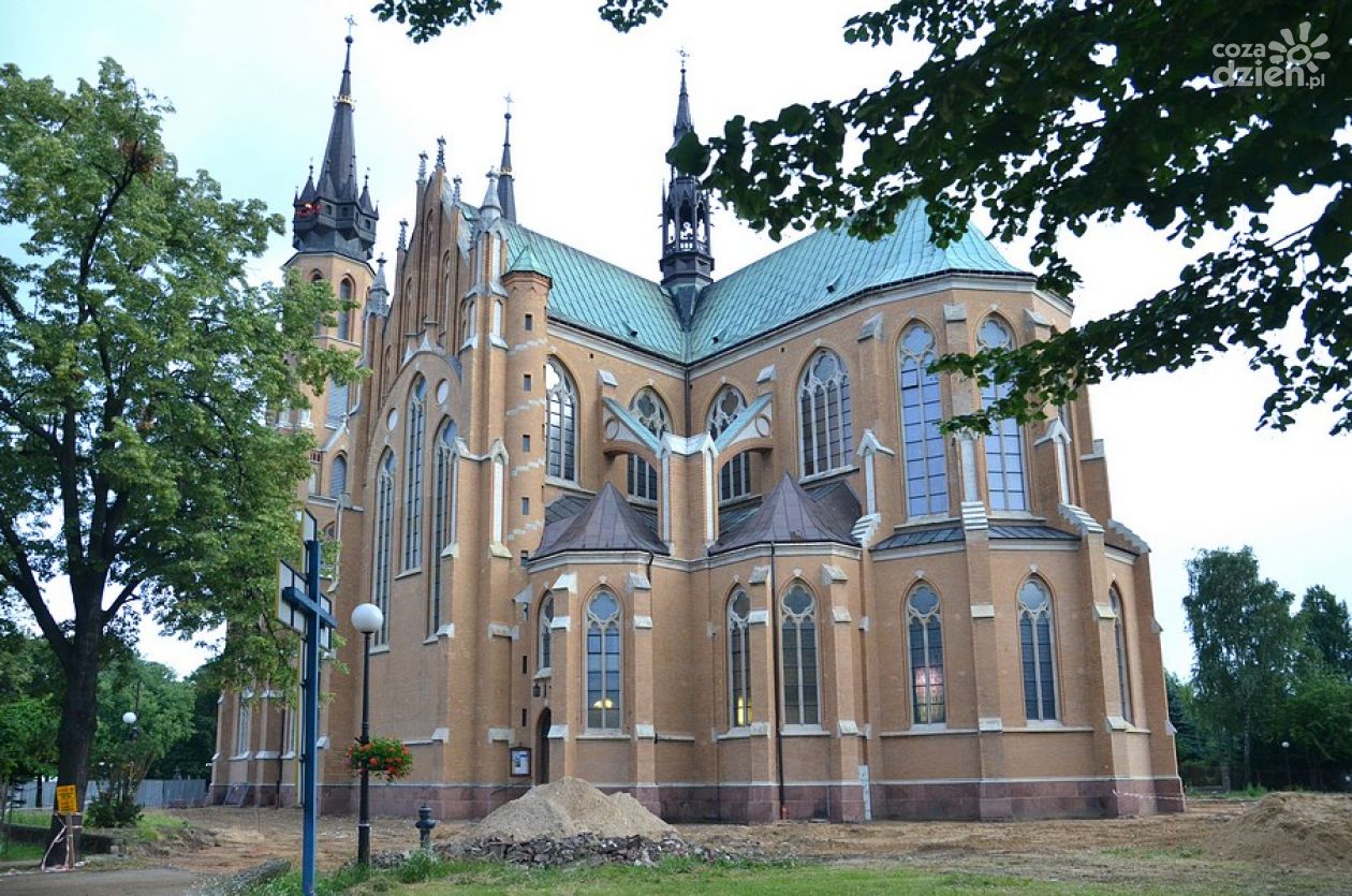 Remont otoczenia radomskiej katedry