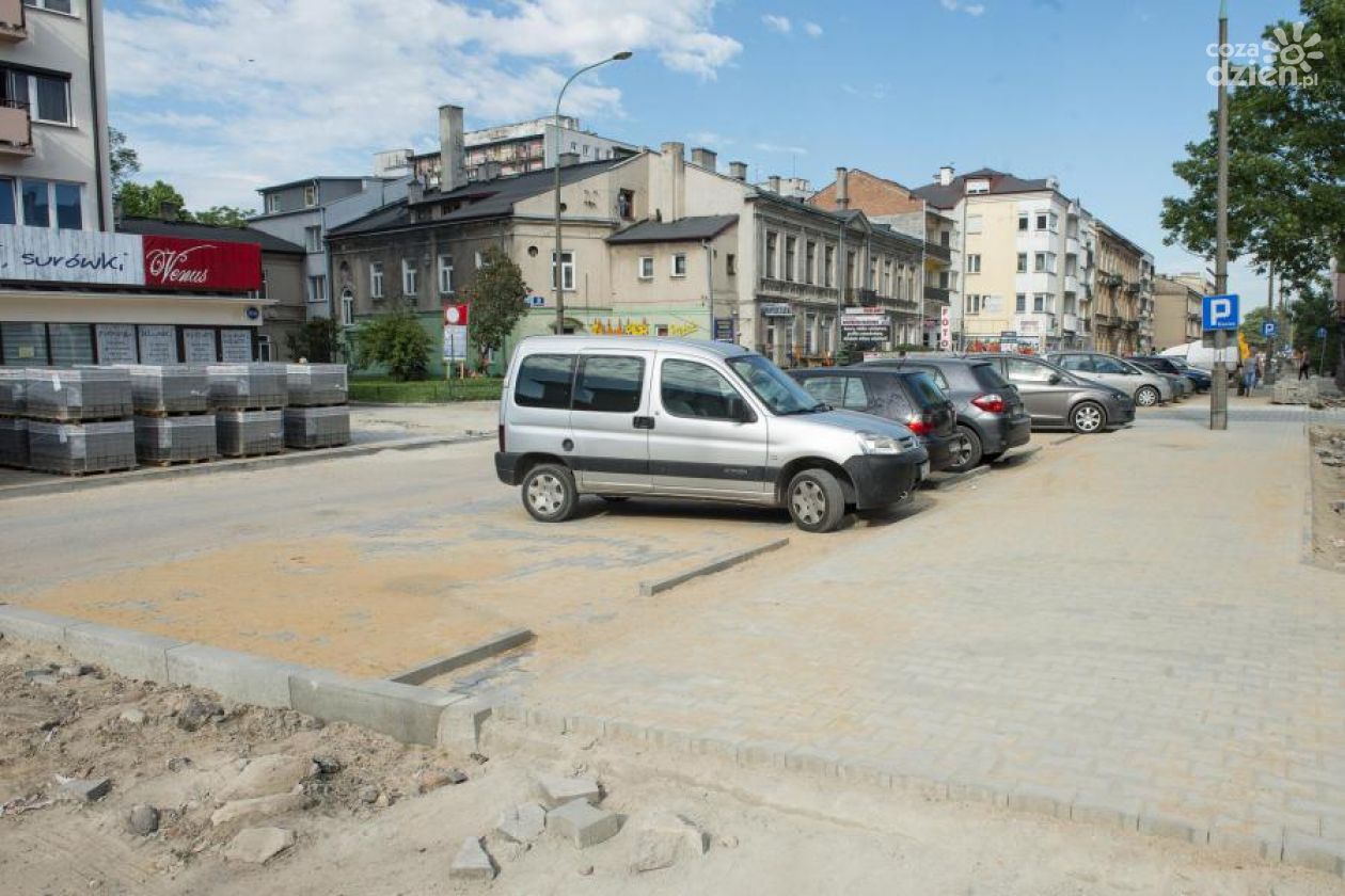 Nawierzchnia Skłodowskiej - Curie na półmetku