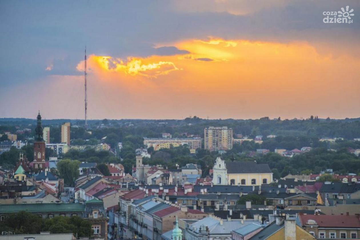 Co Za Widok: Wieżowiec przy ul. Słowackiego