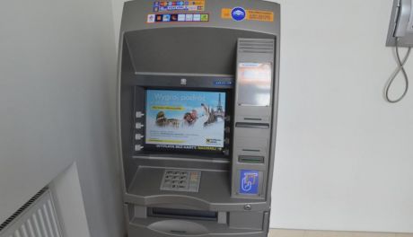 Uwaga na bankomaty! Znikają pieniądze