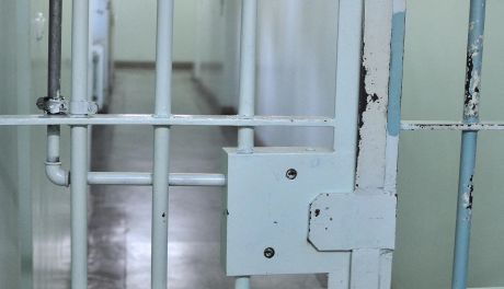 "Więzienie stracony czas" - gimnazjaliści pójdą do aresztu