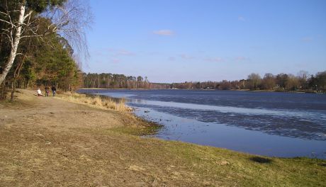 Nowatorską metodą oczyszczają zalew w Lipsku