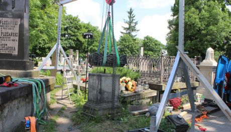 Renowacje na radomskim cmentarzu rzymskokatolickim
