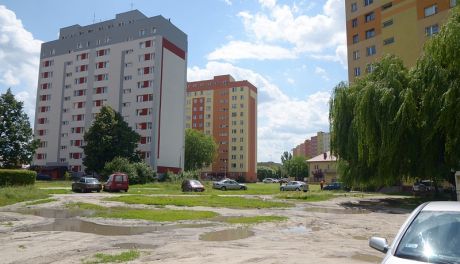 Mieszkańcy Borek walczą o parking przy Pawiej