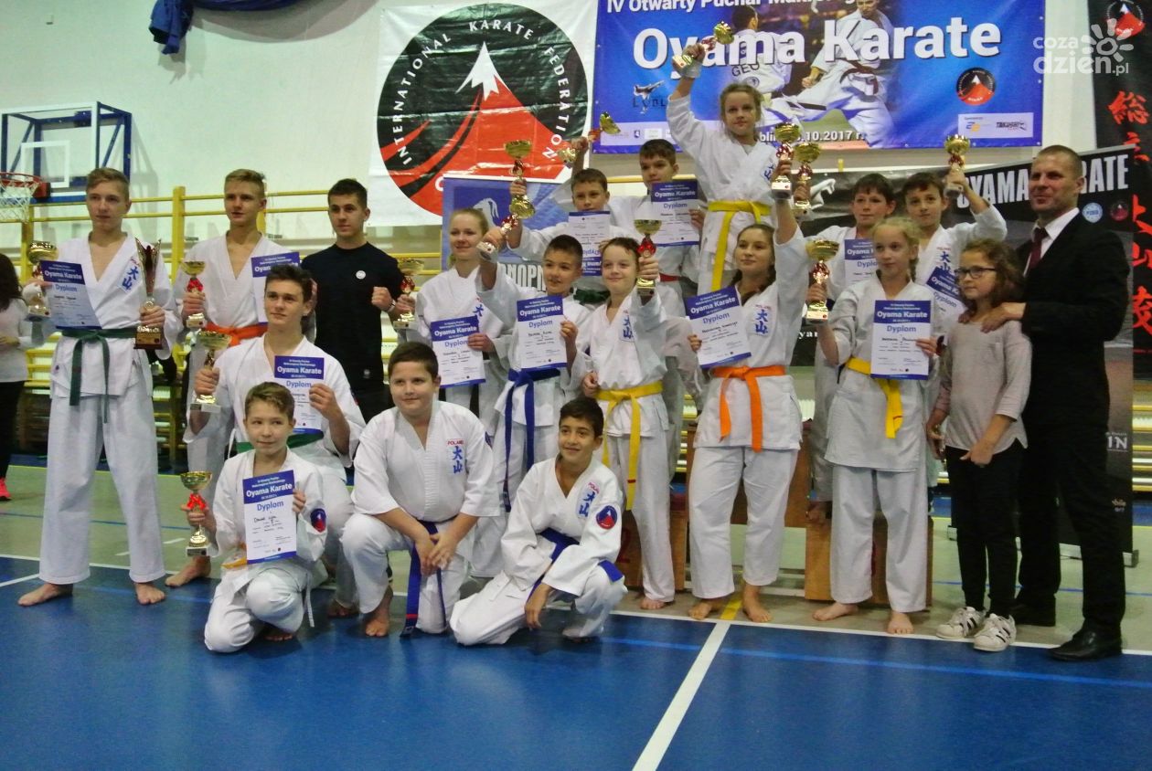 15 medali radomskich karateków!