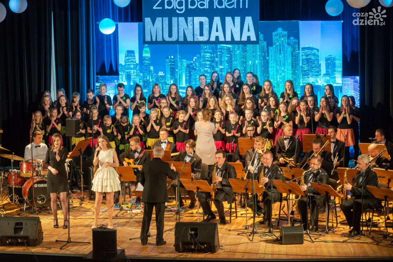 Koncert Big Band Mundana w Sali Koncertowej Radomskiej Orkiestry Kameralnej