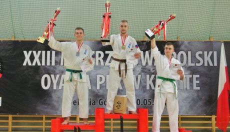 Worek medali radomskich karateków
