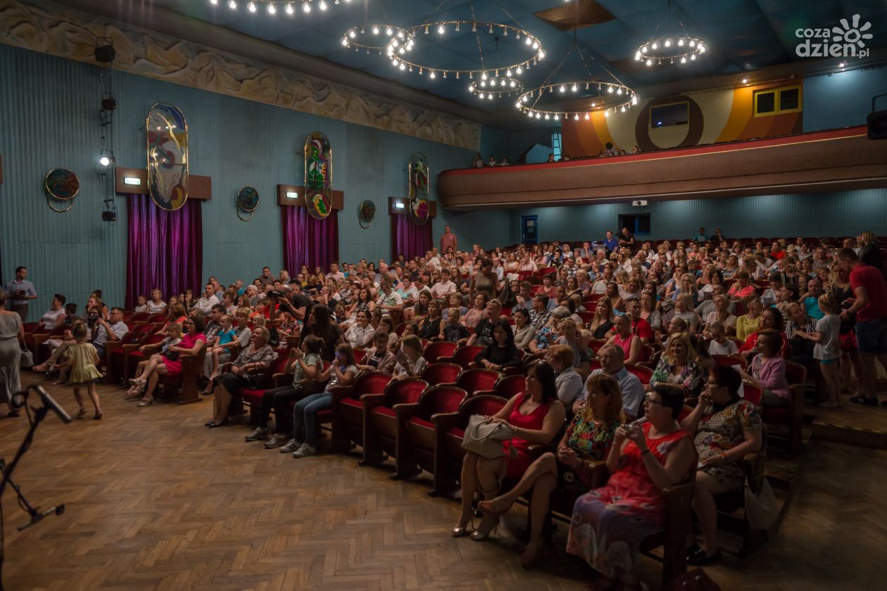 Uroczysty koncert wychowanków MDKu w Sali Radomskiej Orkiestry Kameralnej 