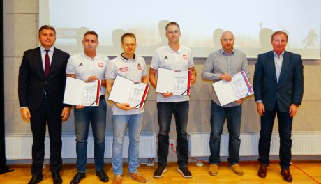 Trener radomskich koszykarzy nagrodzony