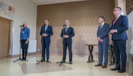 Premier Mateusz Morawiecki odwiedził Środowiskowy Dom Samopomocy w Jedlance