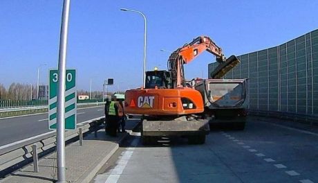 Szydłowiec. Niszczyli okoliczne drogi jadąc na budowę nowej