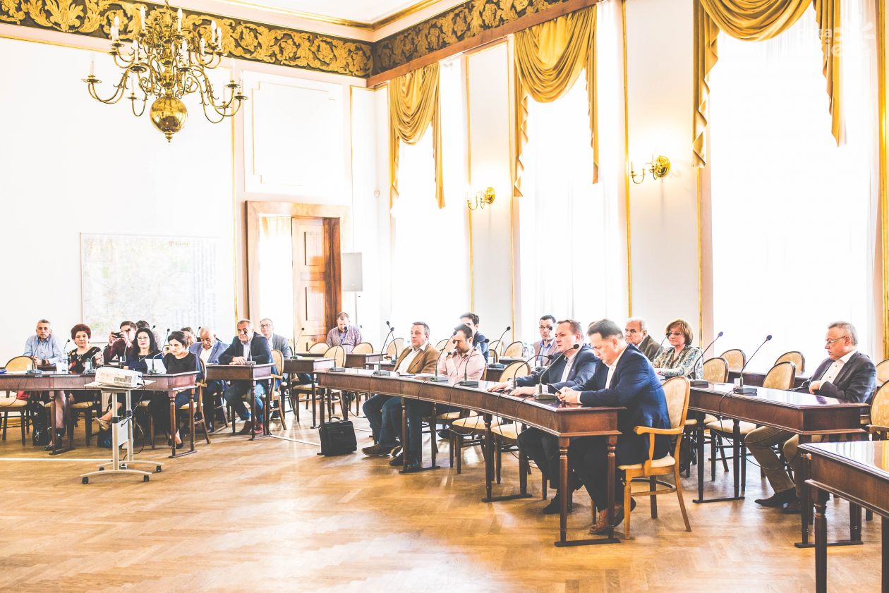 XVI. nadzwyczajna sesja Rady Miejskiej w Radomiu (zdjęcia)