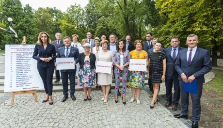 Koalicja Obywatelska przedstawiła listę kandydatów do Sejmu i Senatu (zdjęcia)