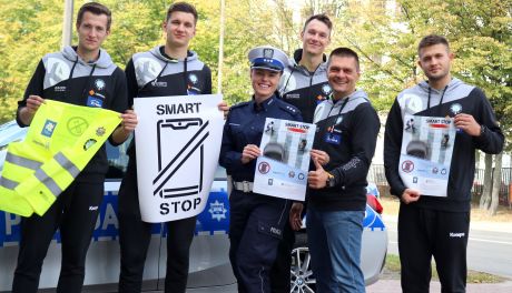 Siatkarze Cerradu Enei Czarnych Radom wspierają akcję "Smart Stop"