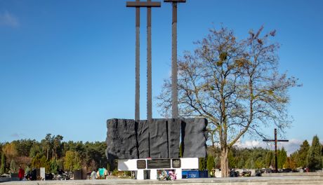 Koniec remontu pomnika i kwater wojennych na Firleju