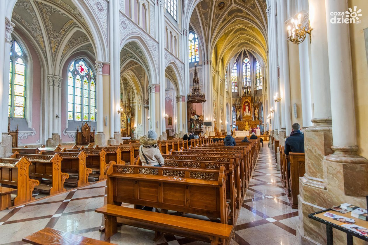 Transmisja mszy świętej z katedry