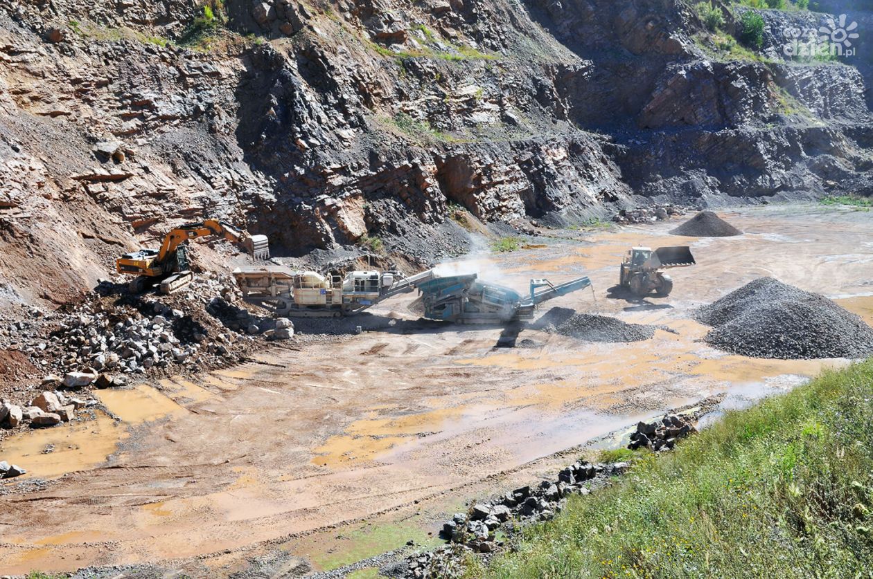 Operator koparki zginął w kopalni piasku