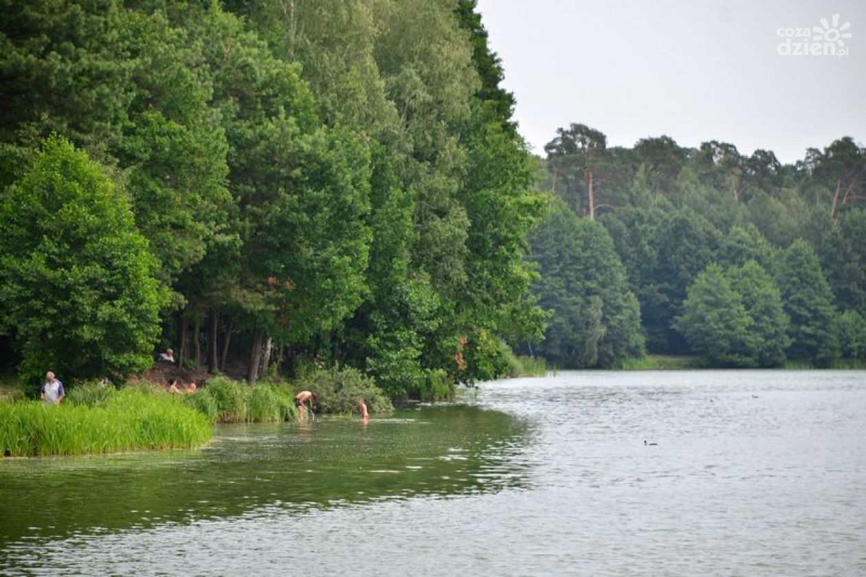 W Siczkach jest problem z zaśmiecaniem terenu zalewu i okolicznych lasów