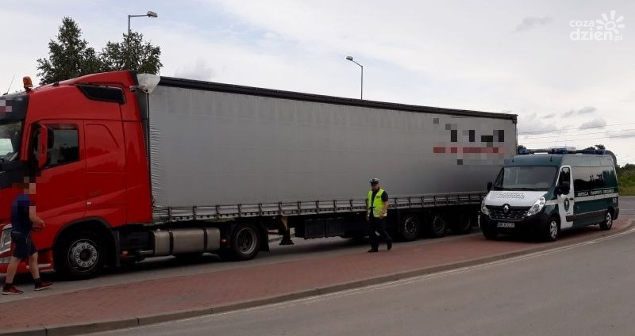 Wzmożone kontrole zagranicznych ciężarówek na Mazowszu 
