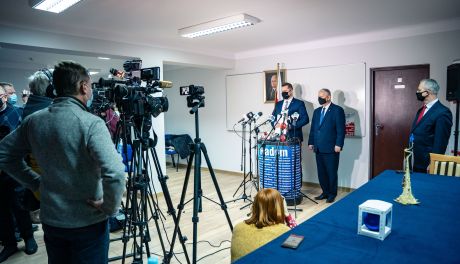 Konferencja PiS z udziałem Ministra Edukacji i Nauki Przemysława Czarnka (zdjęcia)