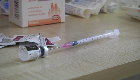 Szczepienia. Rusza rejestracja szczepień dla pacjentów 65+