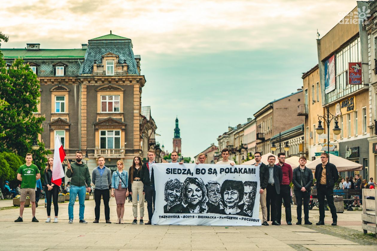 Młodzież Wszechpolska - solidarni z Polakami na Białorusi (zdjęcia)