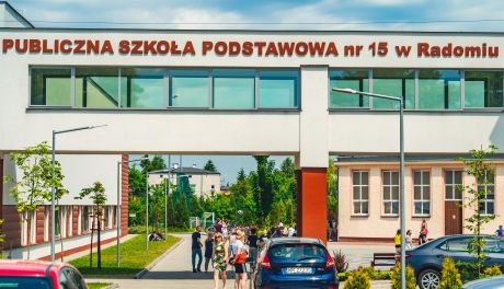 Ze szkolnej kroniki: Publiczna Szkoła Podstawowa nr 15 im. Władysława Syrokomli (zdjęcia)