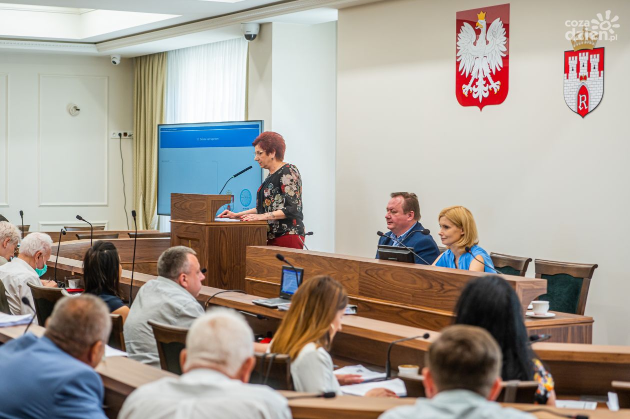 LIX. sesja Rady Miejskiej w Radomiu (zdjęcia)