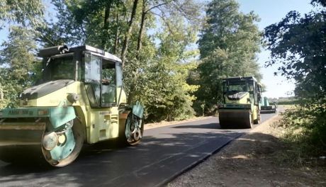 Trwa remont drogi powiatowej w Ulaskach Stamirowskich w gminie Wyśmierzyce