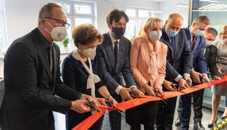 Nowa siedziba Centrum Aktywności Społecznej w Kozienicach już otwarta. To innowacyjny projekt w skali kraju
