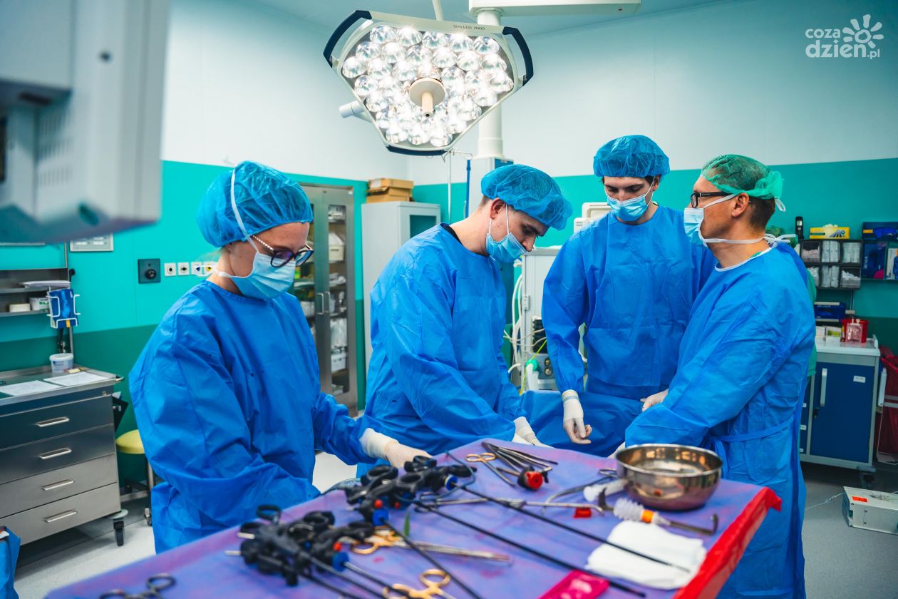 Udana operacja raka nerek w Radomskim Centrum Onkologii (zdjęcia)