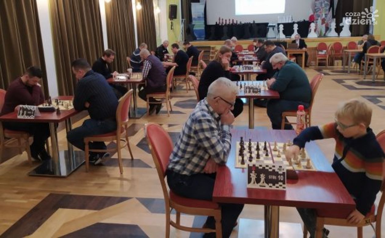 Udany turniej szachowy w Pionkach