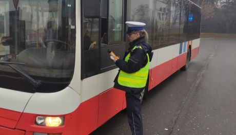 Policjanci kontrolowali trzeźwość kierowców autobusów