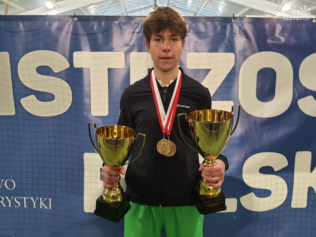 Hubert Plenkiewicz, tenisista z Radomia podwójnym mistrzem Polski do lat 14! 