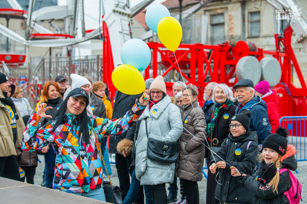 Manifestacja solidarności z Ukrainą (zdjęcia)