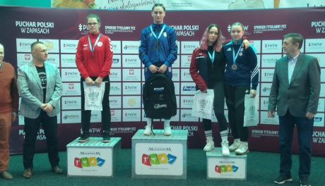 Natalia Zaręba ze srebrnym medalem zapaśniczego Pucharu Polski
