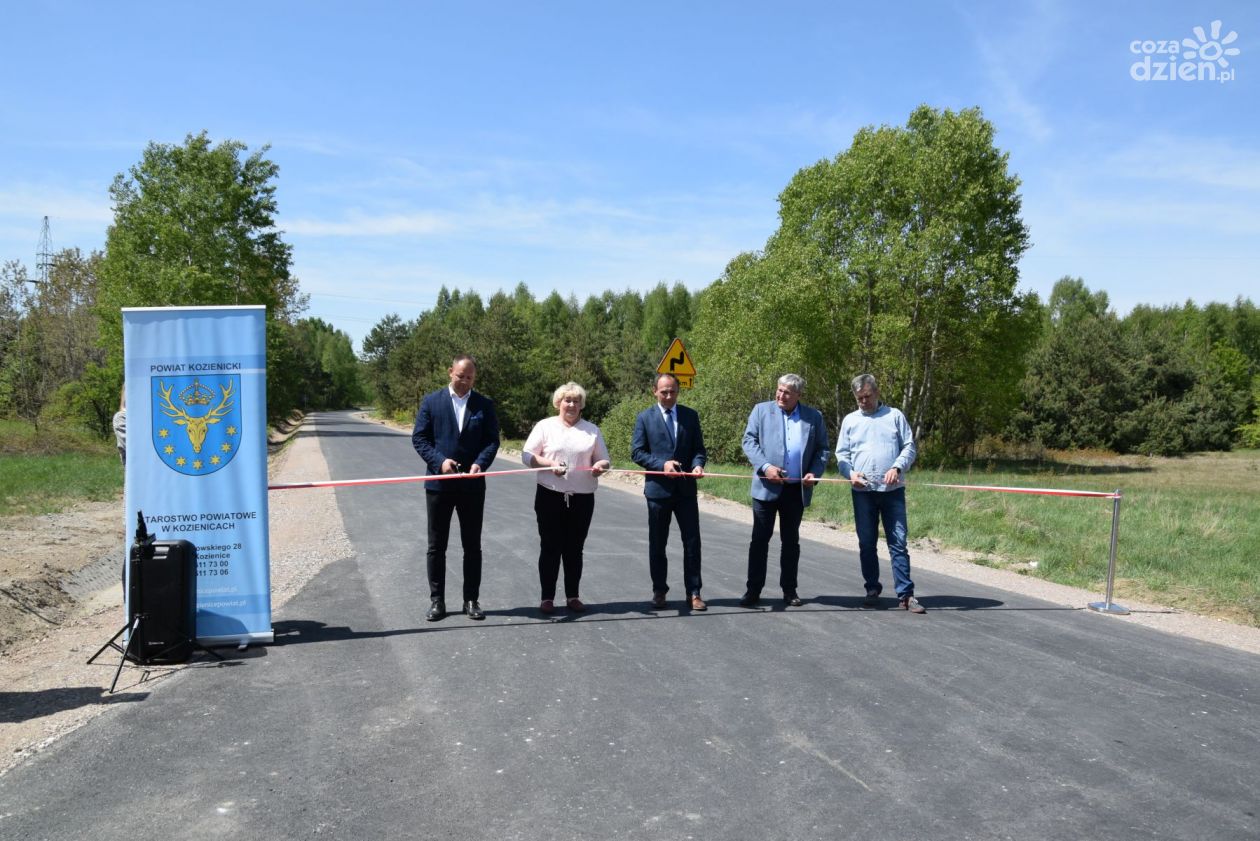 Zakończył się remont drogi powiatowej Głowaczów - Lipskie Budy