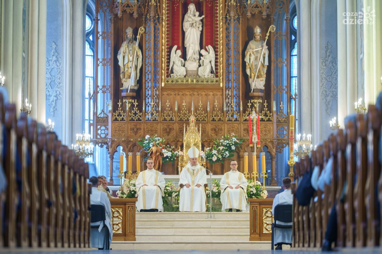 Święcenia kapłańskie w katedrze (zdjęcia)