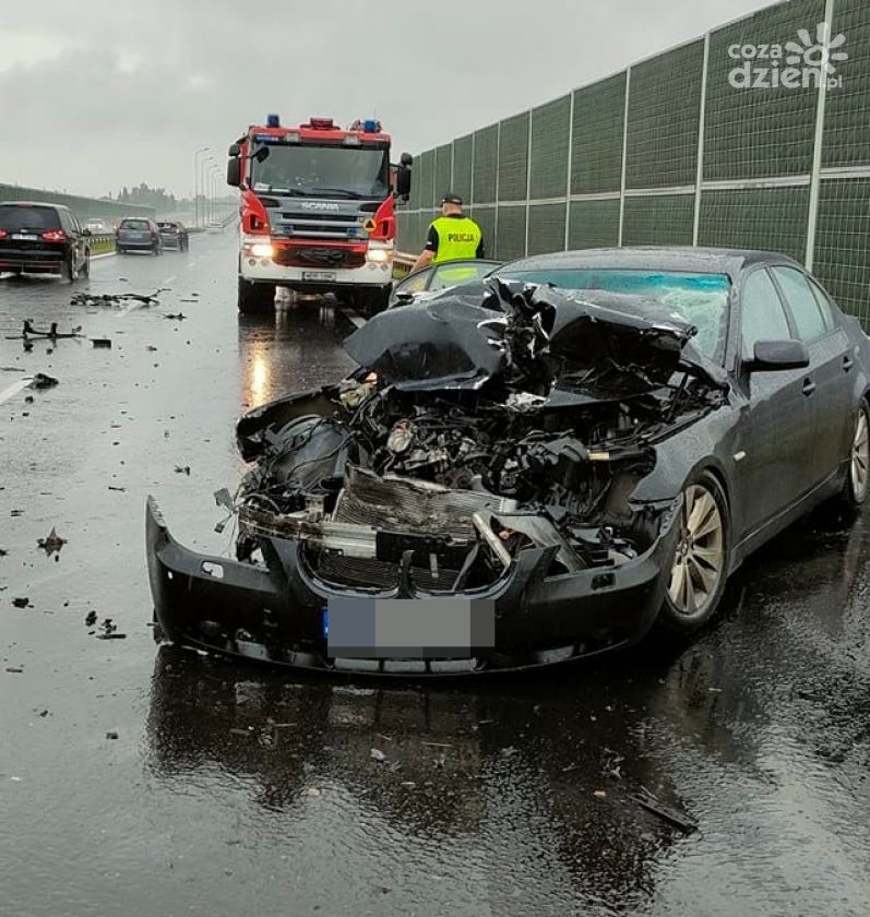 Wypadek na S7. Kierowca BMW nietrzeźwy
