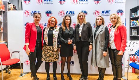 Akademia Przedsiębiorczych Kobiet AWE - konferencja (zdjęcia)