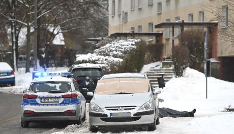 Ul. Grenadierów. Mężczyzna zmarł na ulicy