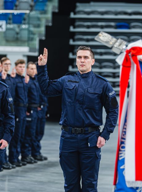 Rekordowa liczba policjantów wstąpiła do garnizonu mazowieckiego
