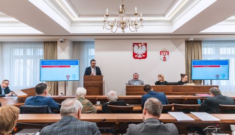 LXXXIX sesja Rady Miejskiej w Radomiu (zdjęcia)