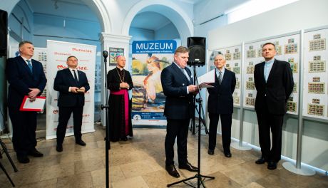 Wystawa o biskupach ziemi radomskiej w Malczewskim
